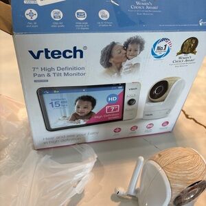 VTech 7" High Definition Pan & Tilt Baby Monitor - White